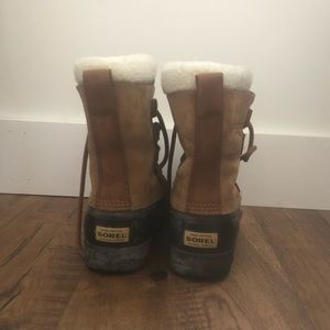 Women’s Sorel Caribou boots